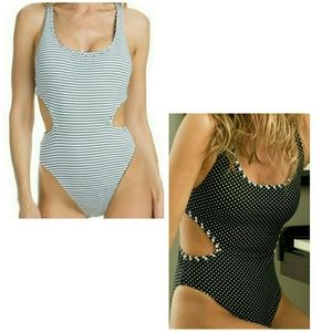 BECCA reversible monokini swimsuit Size S